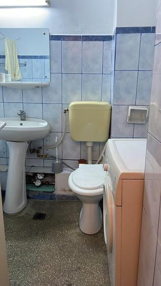 Apartament cu 2 camere decomandat în Olteniței