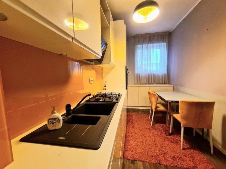Apartament cu 2 camere decomandat în Barbu Văcărescu