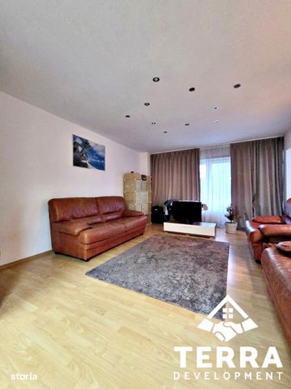 Apartament cu 3 camere în Faleza Nord