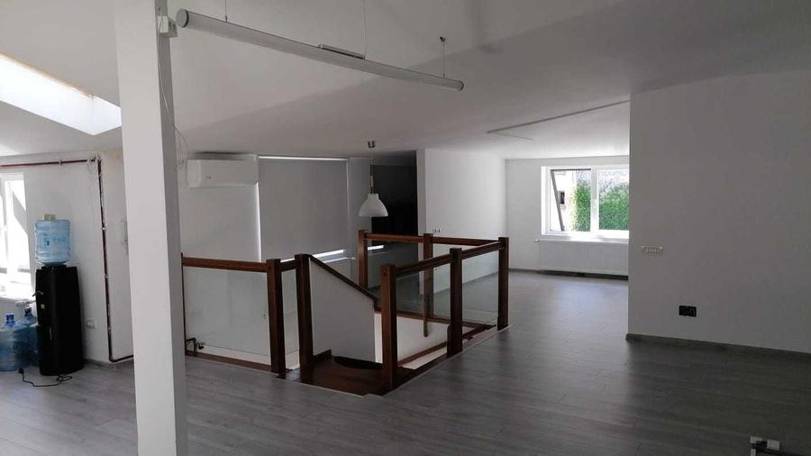 Apartament cu 3 camere nedecomandat în Cișmigiu