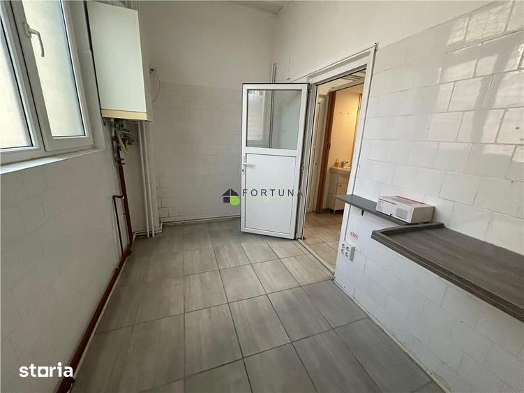 Spațiu comercial, de 39 mp, în Florilor