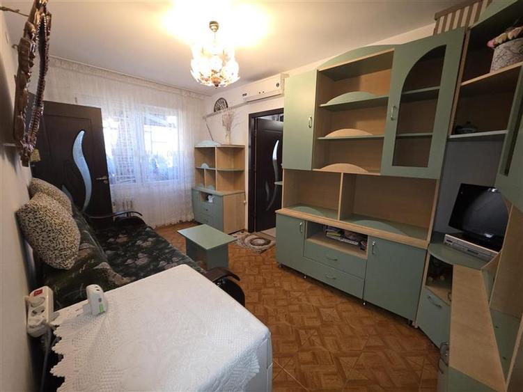 Apartament cu 2 camere semidecomandat în Valea Rosie
