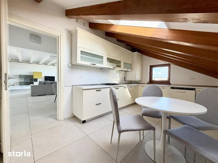 Apartament cu 3 camere decomandat în Calea Dumbrăvii