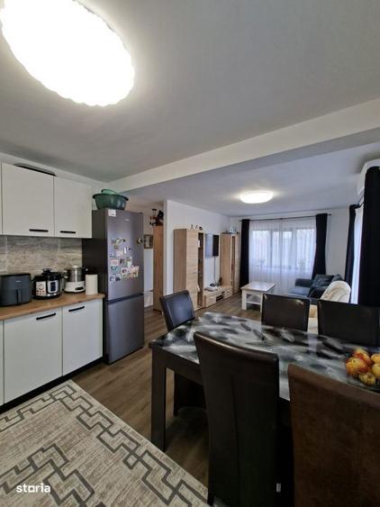 Casă cu 4 camere cu Teren 500 Mp în Ferneziu