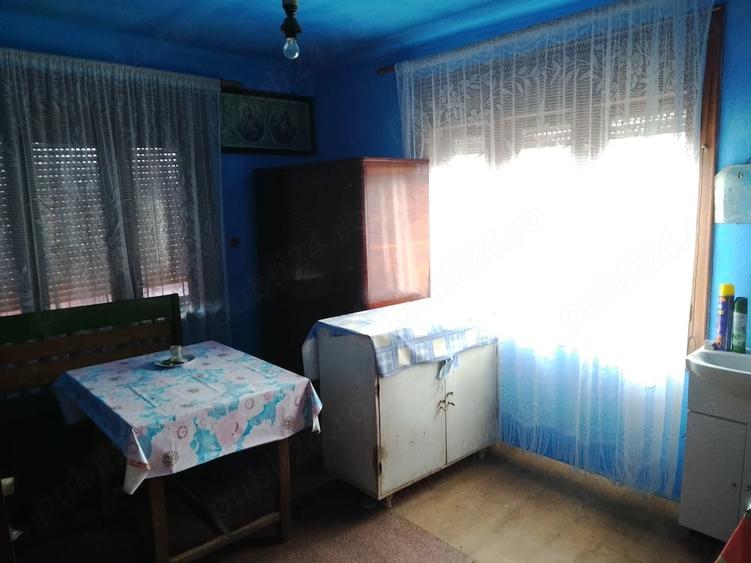 Casă cu 3 camere cu Teren 1500 Mp în Morlaca