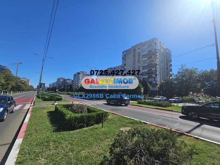 Apartament cu 3 camere decomandat în Republicii