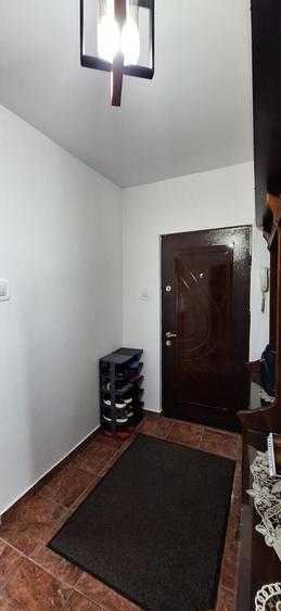 Apartament cu 3 camere decomandat, mobilat în Unirii