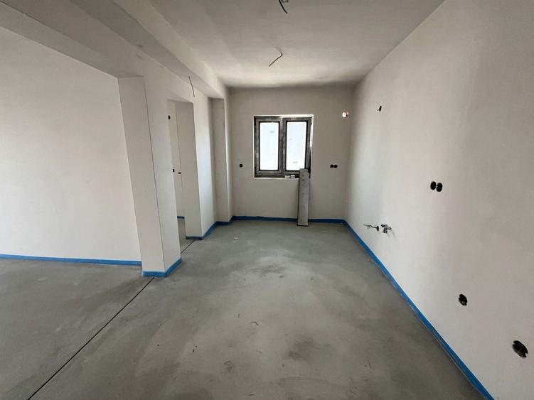 Duplex cu 5 camere cu Canalizare în Șura Mică