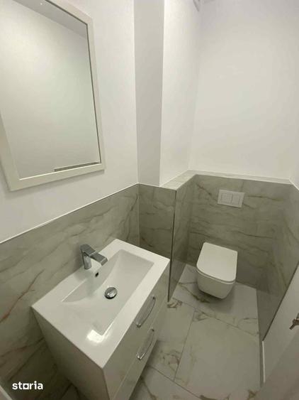 Apartament cu 3 camere semidecomandat în Carpați 2