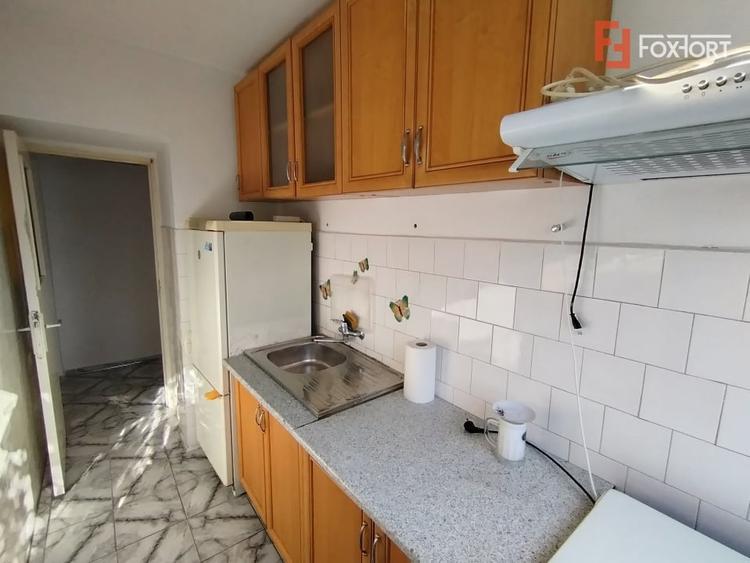 Apartament cu 2 camere semidecomandat, mobilat în Șagului