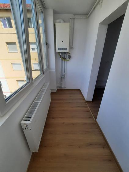 Apartament cu 2 camere decomandat în Vasile Aaron
