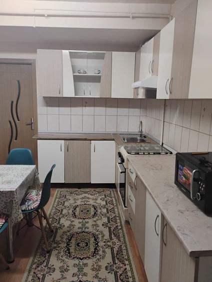 Garsonieră decomandată în Central