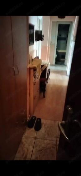 Apartament cu 3 camere decomandat în Tudor