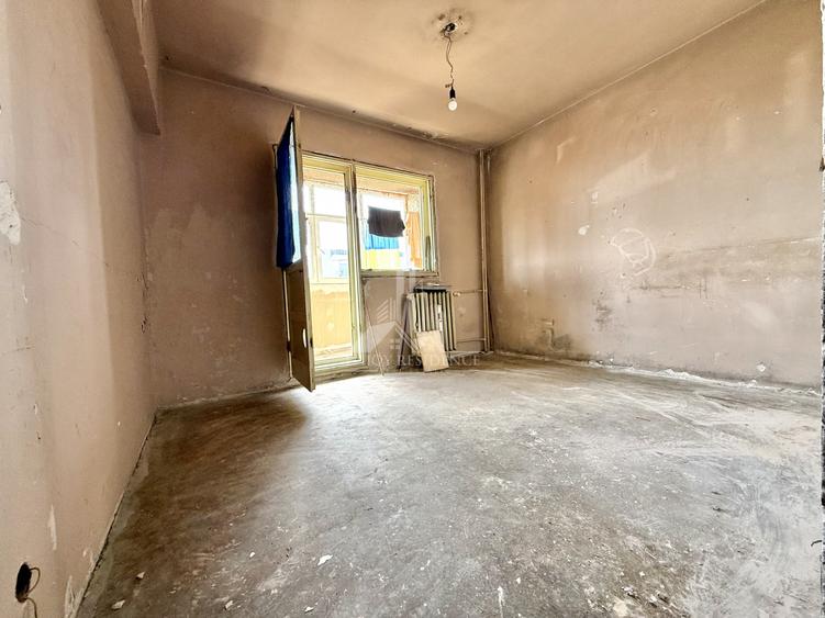 Apartament cu 3 camere decomandat în Pantelimon