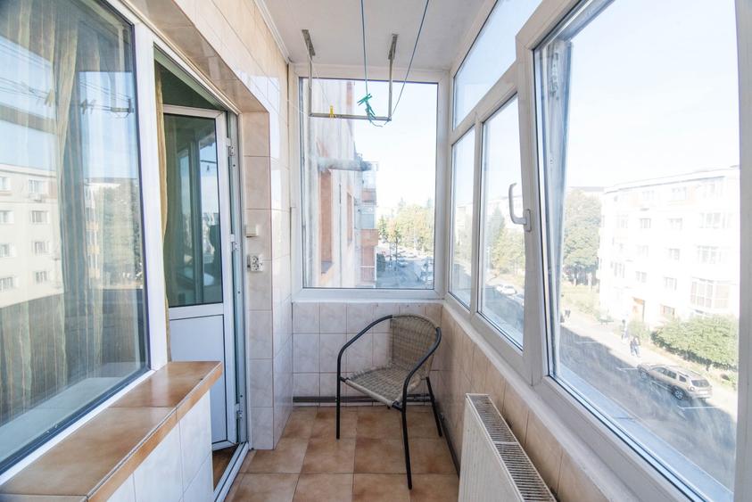 Apartament cu 2 camere decomandat, mobilat în Trivale