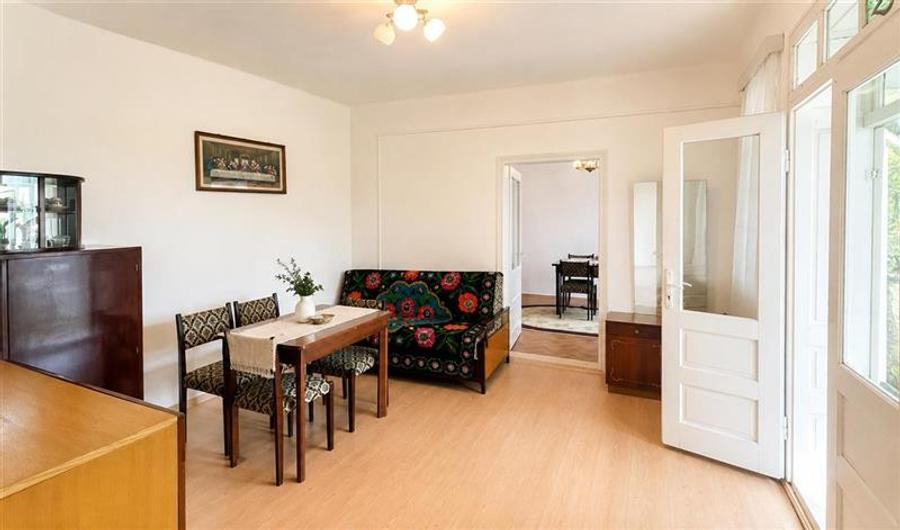 Apartament cu 3 camere decomandat, mobilat în Unirii