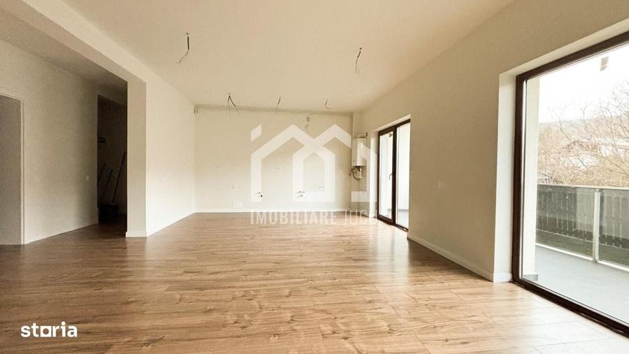 Apartament cu 3 camere în Juc-Herghelie