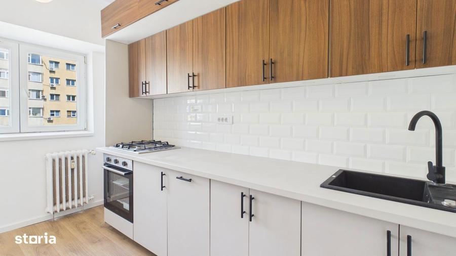 Apartament cu 3 camere semidecomandat în Pantelimon