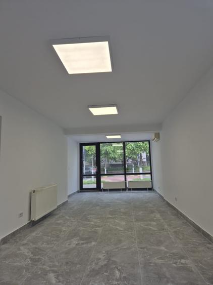 Spațiu comercial, de 84 mp, în Central