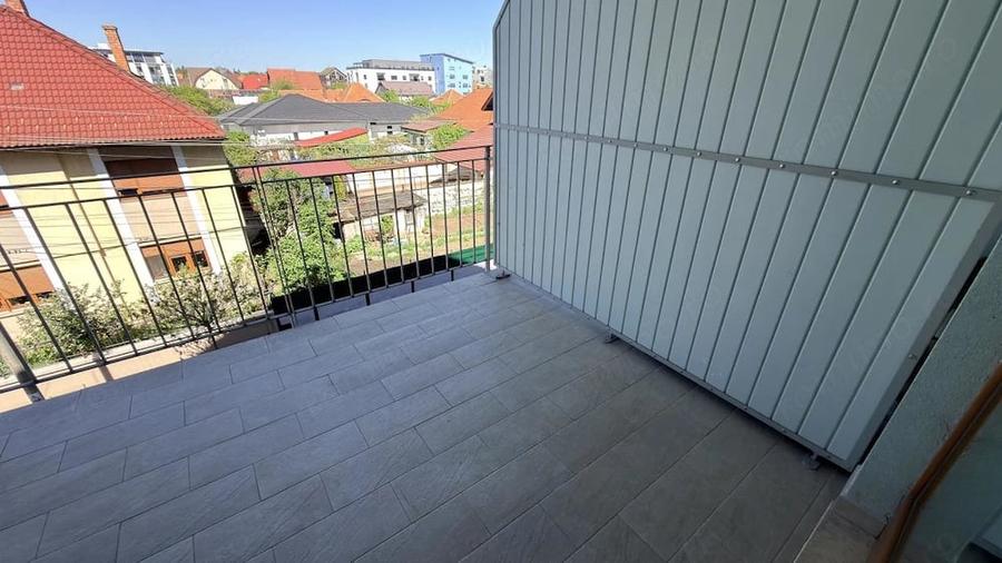 Apartament cu 3 camere decomandat în Calea Dumbrăvii