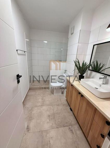 Apartament cu 2 camere semidecomandat, mobilat în Zorilor