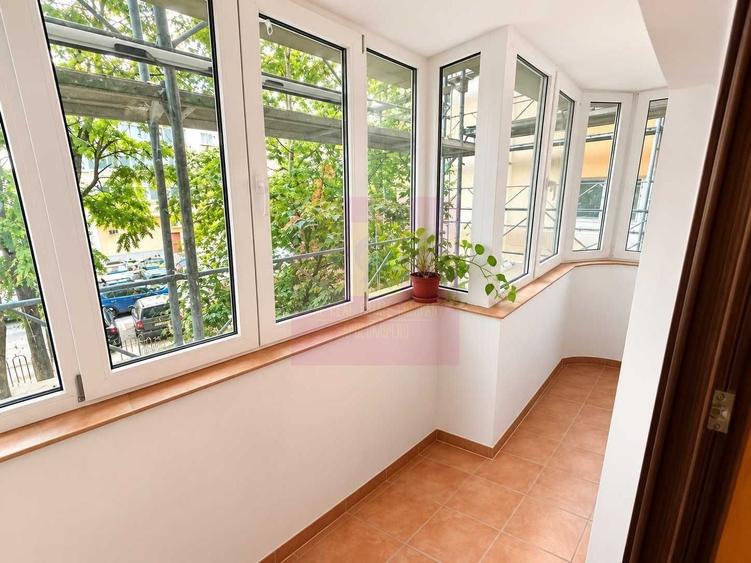 Apartament cu 3 camere decomandat în Decebal