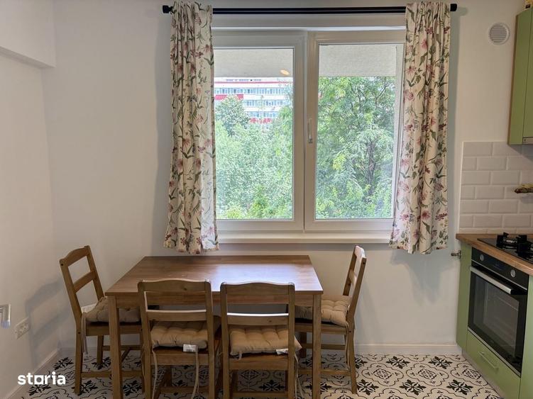 Apartament cu 2 camere semidecomandat în Giurgiului