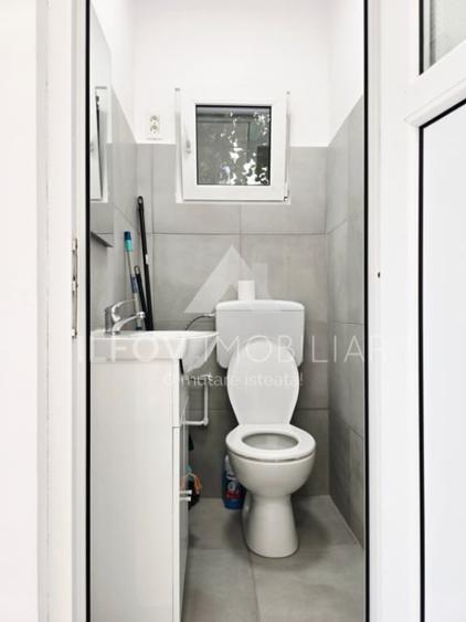 Spatiu comercial central Balotesti, 21.3 mp, curte 25mp, com - 1
