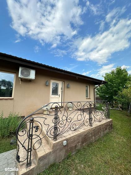 Casă cu 4 camere cu Teren 590 Mp în Balotești