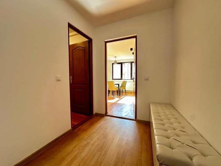 Apartament cu 2 camere, mobilat în Zorilor