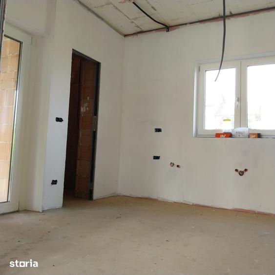 Casa noua de vanzare.3 dormitoare.Garaj.Incalzire in pardoseala.413 mp - 5