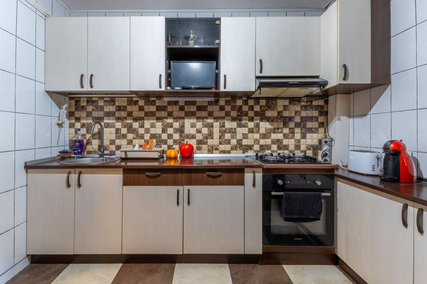 Apartament cu 2 camere decomandat în Decebal