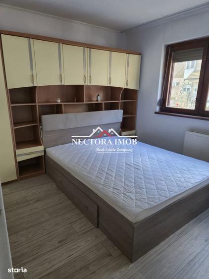 Apartament cu 3 camere decomandat în Orașul Nou