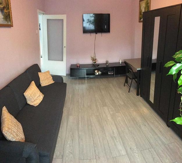 Apartament cu 2 camere decomandat în Decebal