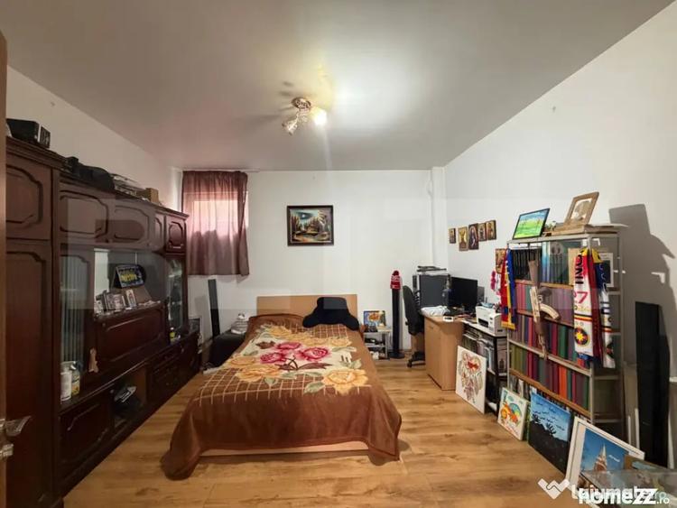 Casa cu 3 camere, 112 mp, 720 teren, zona Micro I - 10