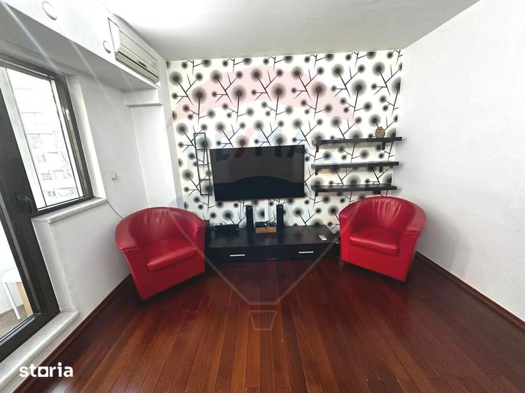 Apartament cu 2 camere semidecomandat, mobilat în Centrul Civic