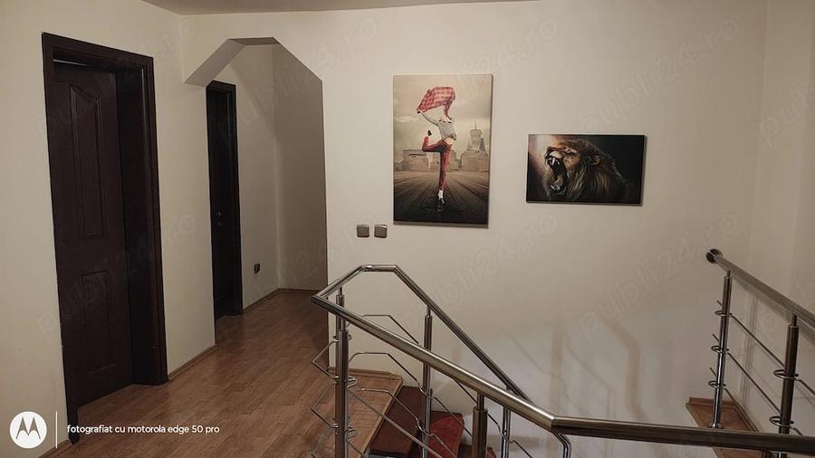 Apartament cu 4 camere decomandat în Central