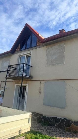 Casă individuală cu 5 camere cu Canalizare în Nord