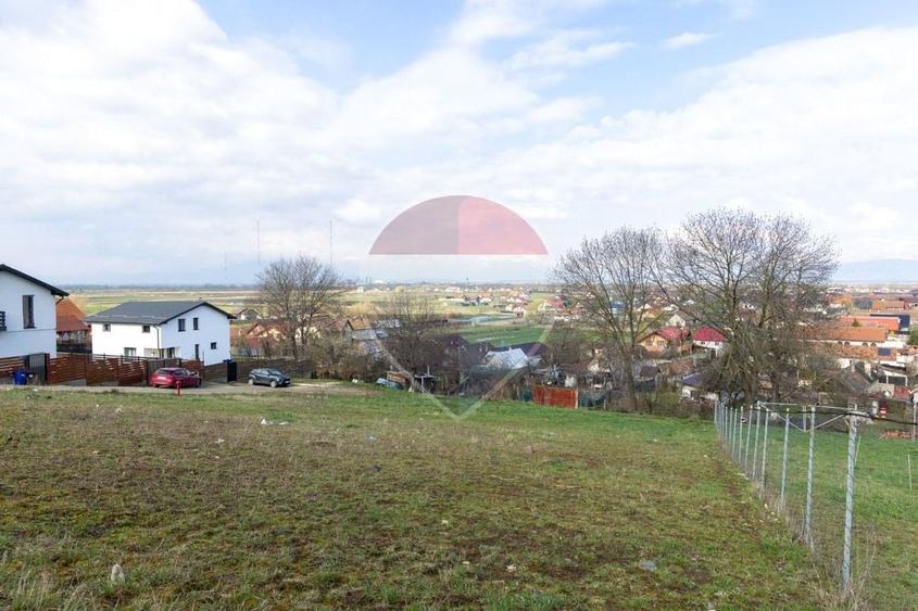 Teren Construcții intravilan de 814 mp, în Bod