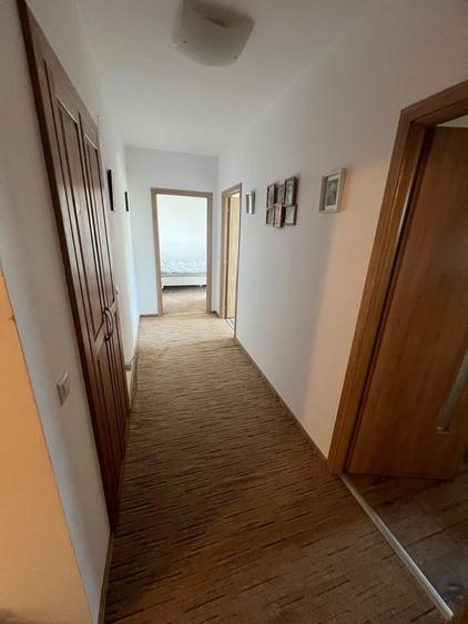 Apartament cu 3 camere decomandat, mobilat în Exterior Sud