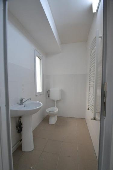 Birou, de 260 mp, în Ultracentral