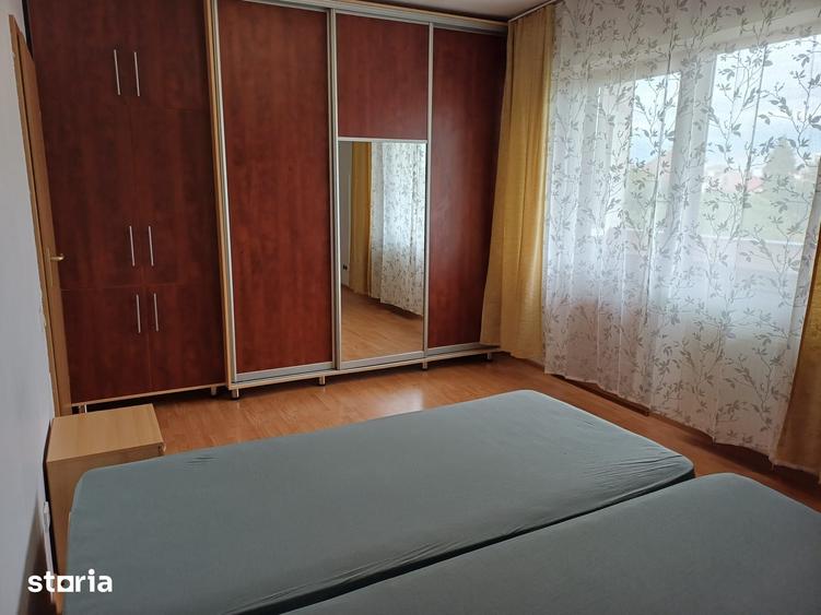 Apartament cu 3 camere în Mărăști
