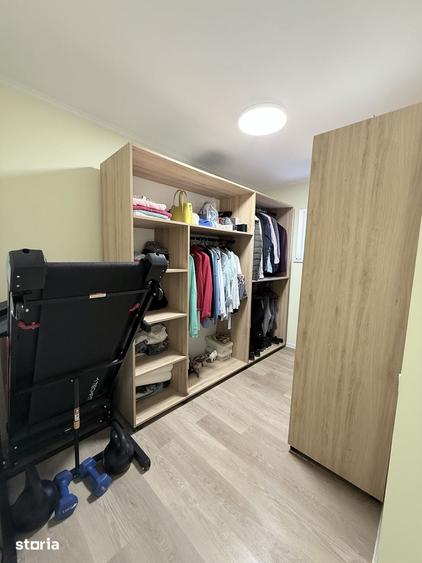 Casă cu 4 camere cu Teren 1014 Mp în Moșoaia