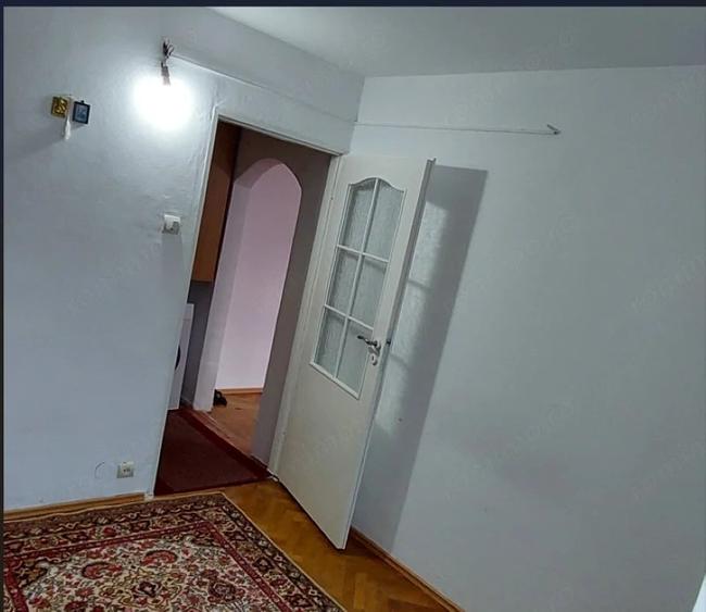 Apartament cu 2 camere semidecomandat în Lunca Cetățuii