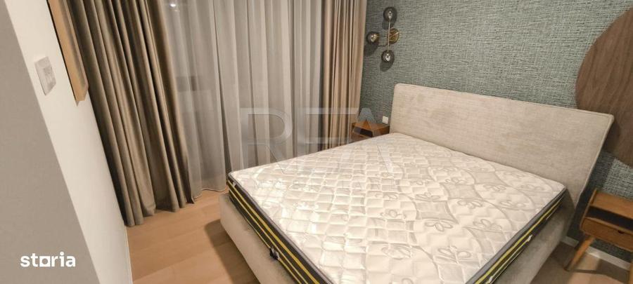 Apartament cu 3 camere semidecomandat, mobilat în Tei