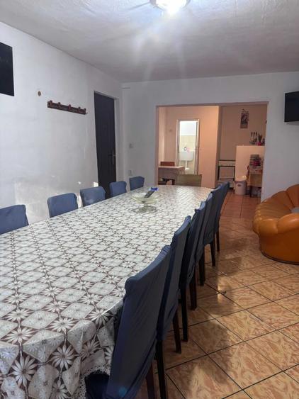Casă cu 4 camere în Căpățânenii Ungureni