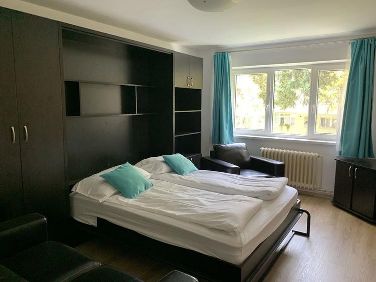 Apartament 2 camere de inchiriat, piata Flora , manastur , decomandat , etaj 2 - 1