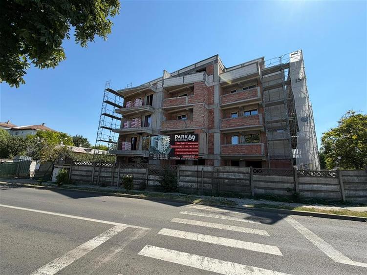 Park 69 - Unirea Principatelor, tva inclus, 3 cam - 77 mp utili, etaj 1 - 9
