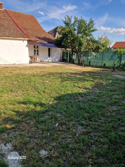 Casă cu 3 camere cu Teren 850 Mp în Central