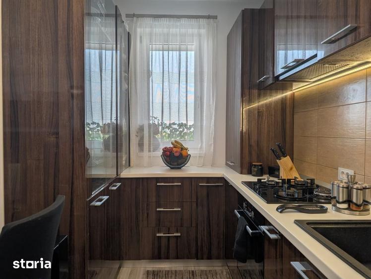 Apartament cu 3 camere, mobilat în Fratelia